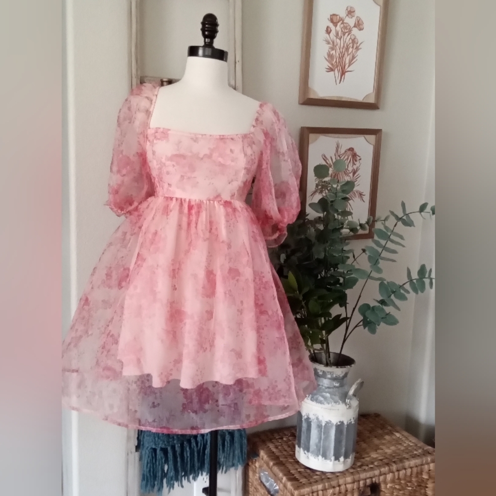 Elegant Pink Floral Dress